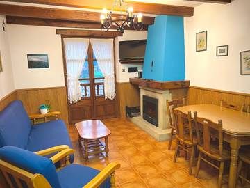 Chalet para 7 personas, con balcón y jardín en Liébana