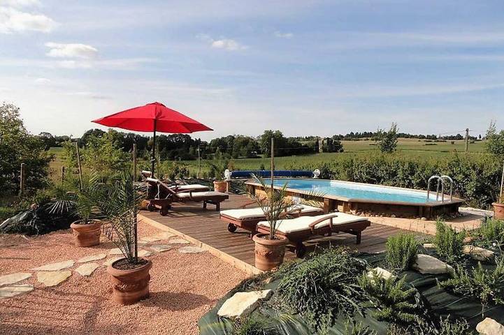 Location de vacances pour 4 personnes, avec piscine et jardin à Castelnaudary