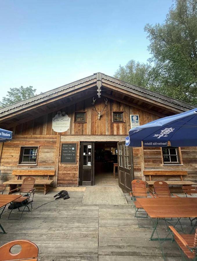 Camping für 2 Personen, mit Ausblick und Seeblick sowie Garten in München - 3