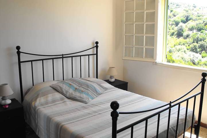 Location de vacances pour 8 personnes, avec jardin dans Portigliolo - 2