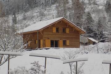 Chalet für 12 Personen, mit Terrasse und Garten in Grand Est