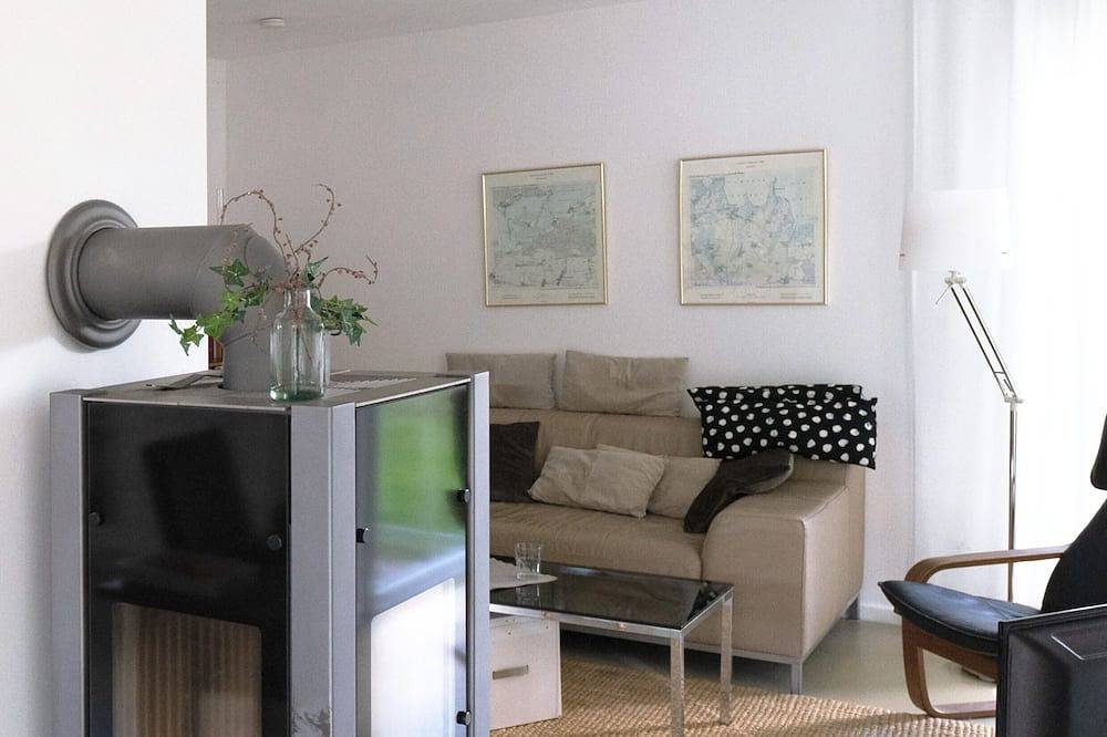 Ostseeurlaub im hochwertigen Reetdachhaus – Entspannung pur in Kenz-Küstrow, Vorpommern-Rügen
