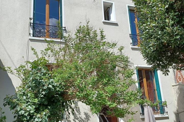 Location de vacances pour 2 personnes, avec Jardin à Cachan