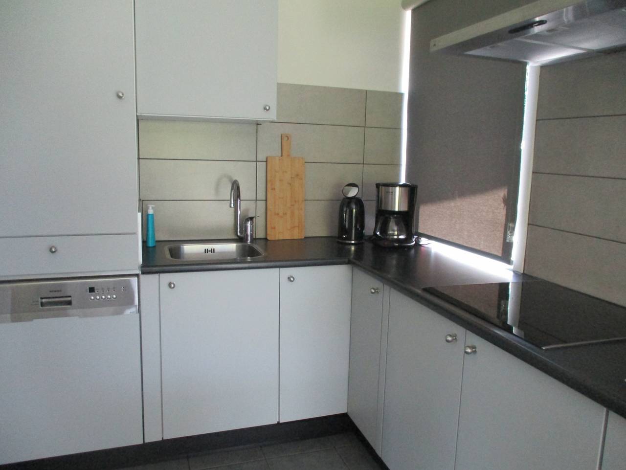 Gemütliches 4-Personen-Ferienhaus mit eingezäuntem Garten in Kamperland am Veere-See in Kamperland, Zeeuwse Kust