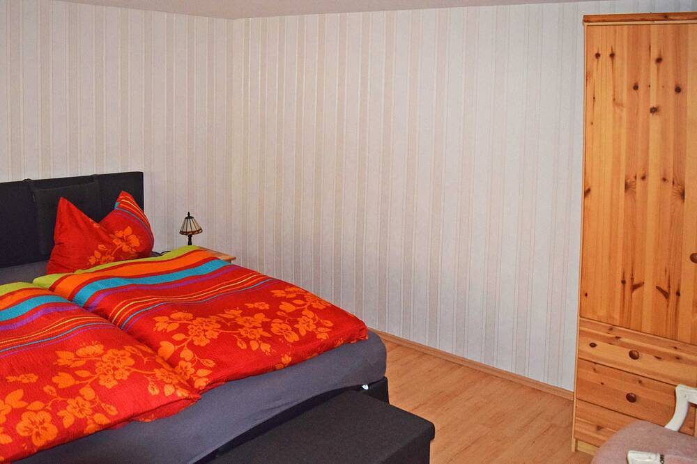 Ganze Wohnung, Familienfreundliche Ferienwohnung mit großem Garten - Ferienwohnung in Rubkow, Vorpommern Greifswald