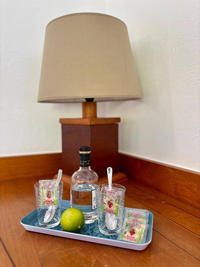 Gîte pour 4 personnes, avec vue ainsi que piscine et jardin dans Plage de Folle Anse - 4