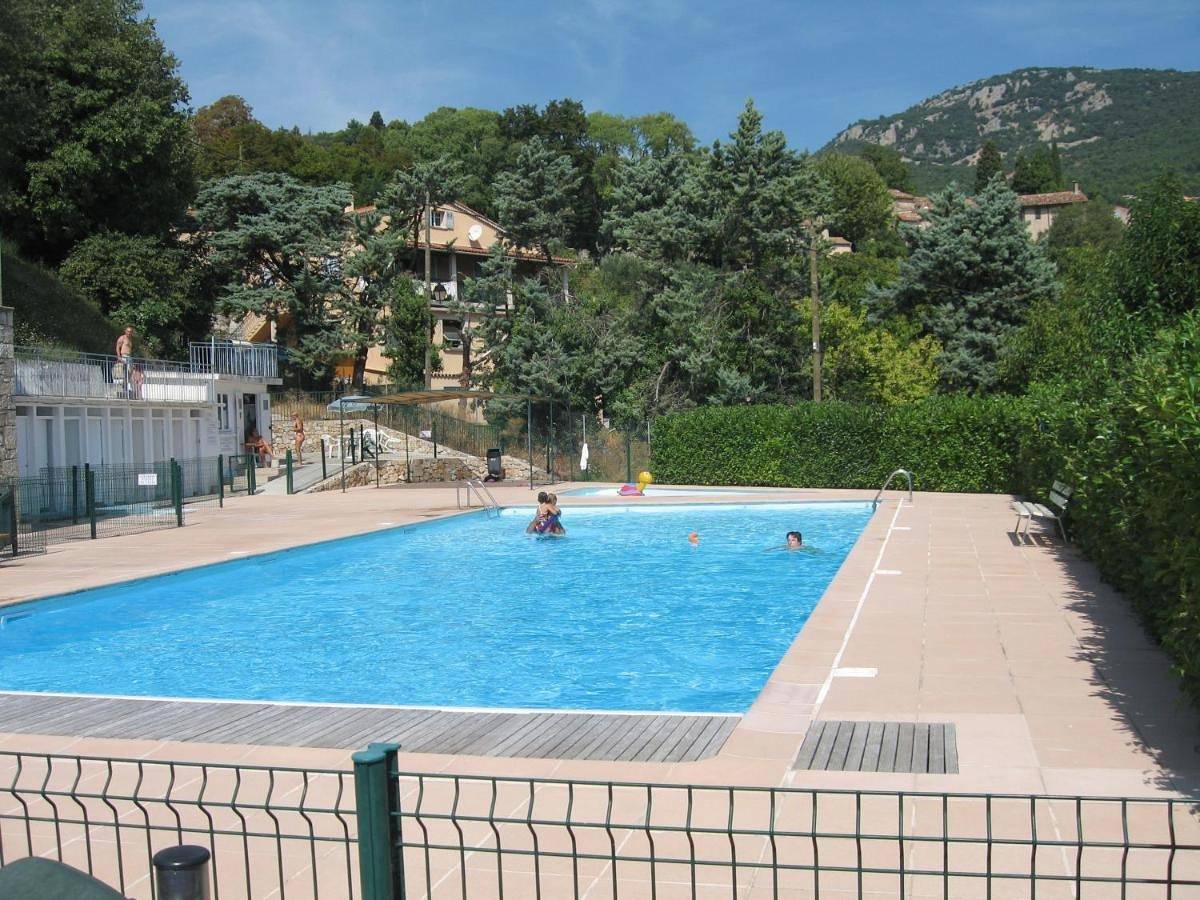Appartement entier, Apartment in Bargemon, Région de Draguignan