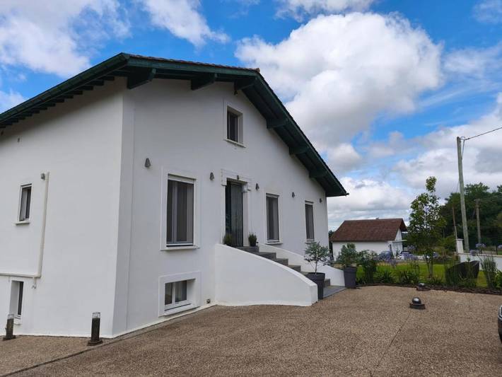 Villa pour 7 personnes, avec vue et jardin