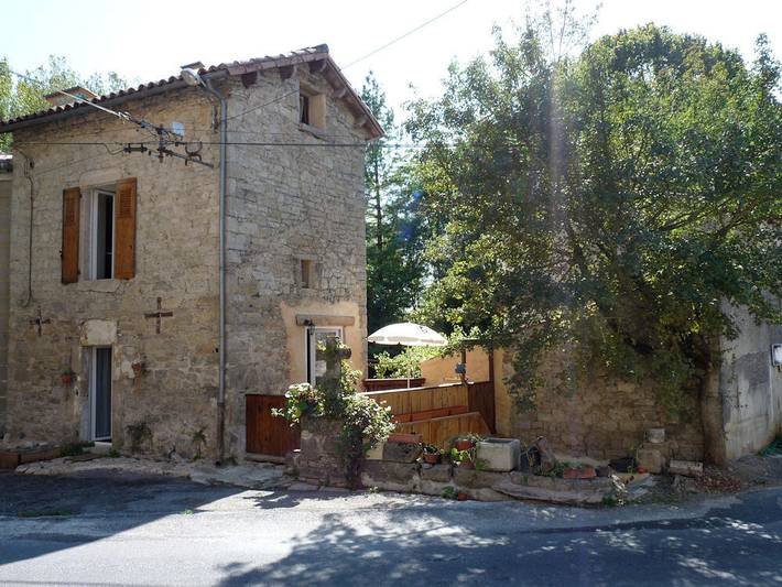 Gîte pour 7 personnes, avec jardin et terrasse, animaux acceptés