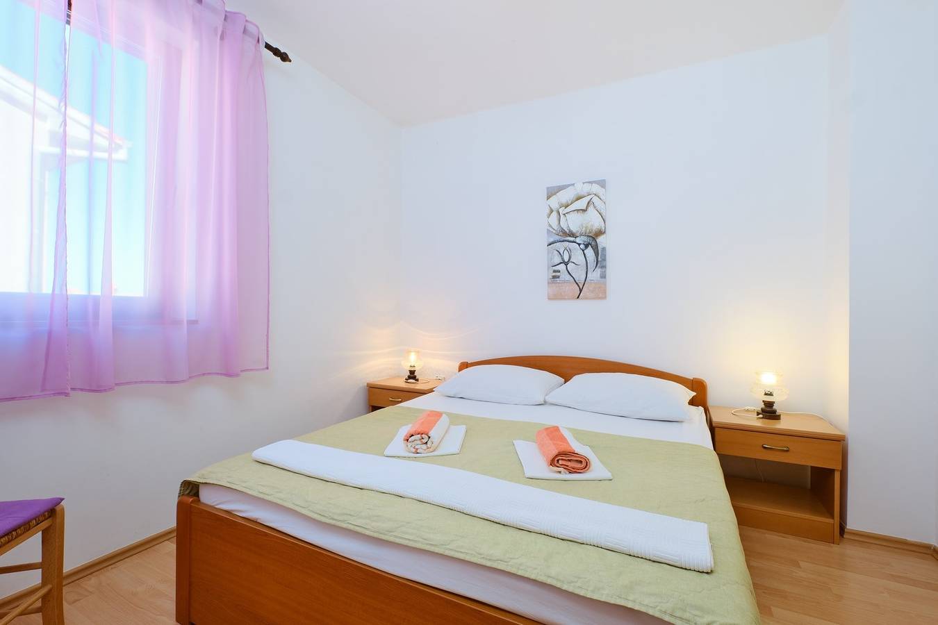 Ganze Wohnung, Das Apartment Prica 1, befindet sich in Mali Lošinj, in der Gegend von Zagazinjina, es ist möglich, bis 4  Personen unterzubringen. Es liegt in Strandnähe. in Mali Lošinj, Lošinj