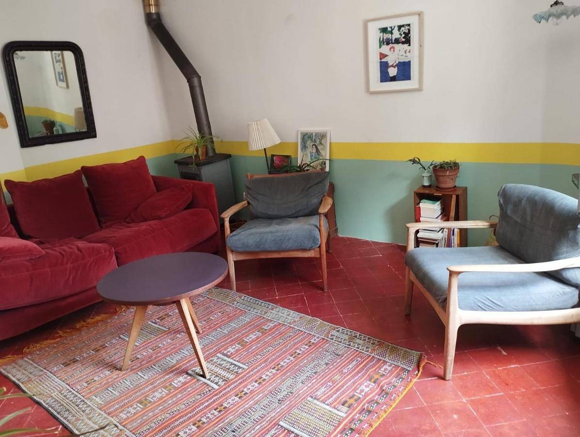 Charming cool provencal stone House in historical forcalquier in Forcalquier, Parc naturel régional du Luberon