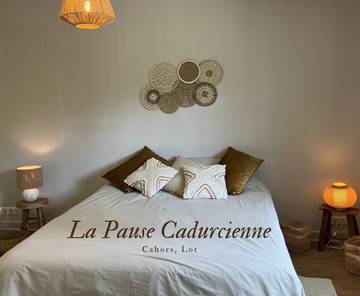 Cottage pour 2 personnes, avec jardin à Cahors