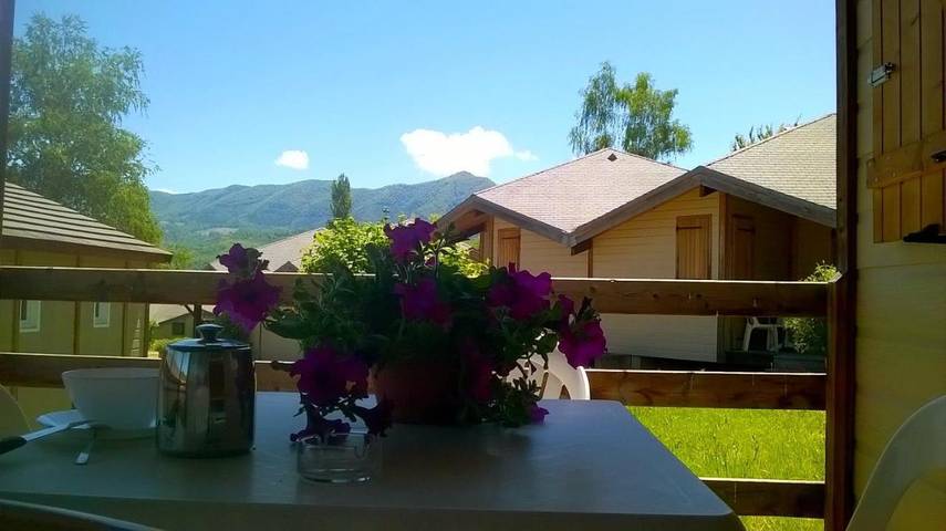 Parc de vacances pour 2 personnes, avec Terrasse ainsi que Jardin et Vue dans les Pyrénées