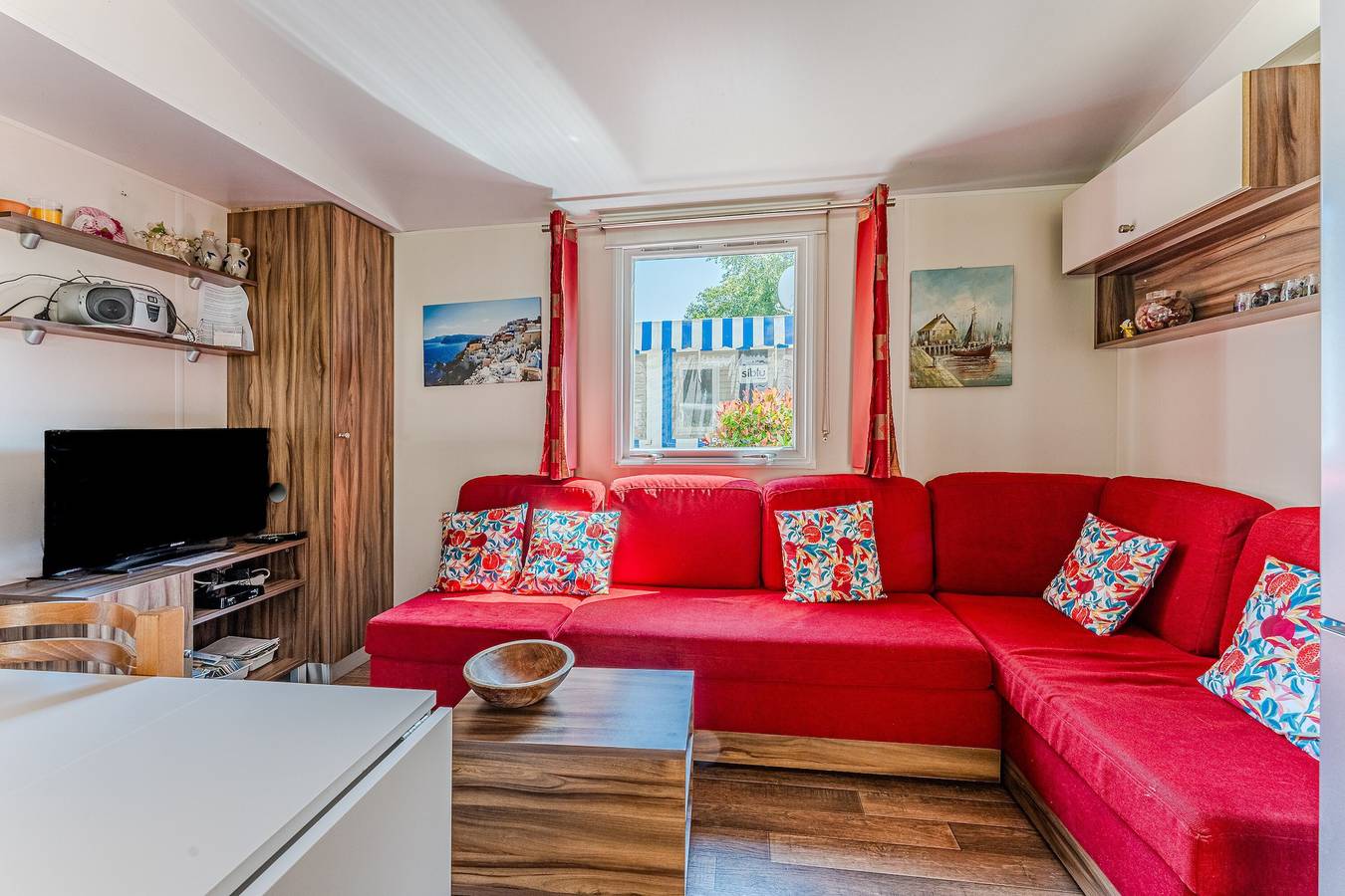 Mobilhome 282 Grand Confort con terraza privada, jardín y aire acondicionado in Gastes, Côte d’Argent