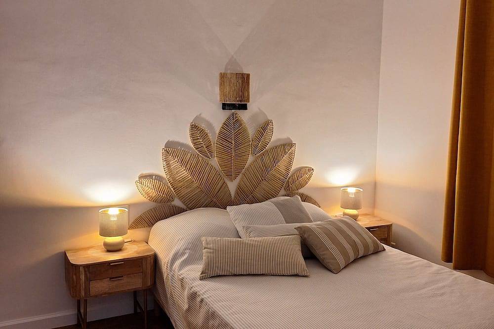 Appartement entier, Barule & Co, expériences et séjour inoubliable au pays de Daudet ! in Fontvieille, Région d'Arles