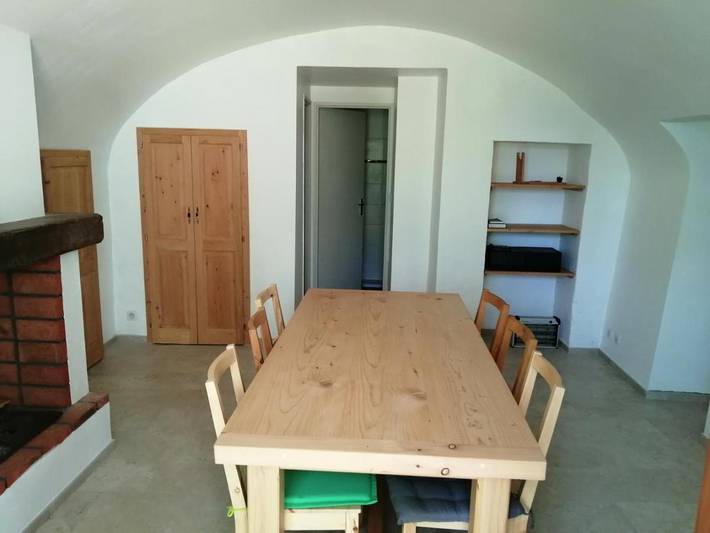 Location de vacances pour 4 personnes, avec vue et jardin à Saint-Laurent-le-Minier - 2