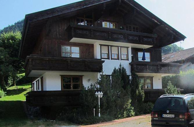 Ferienwohnung für 4 Personen, mit Balkon und Garten in Tiefenbach (Oberstdorf)