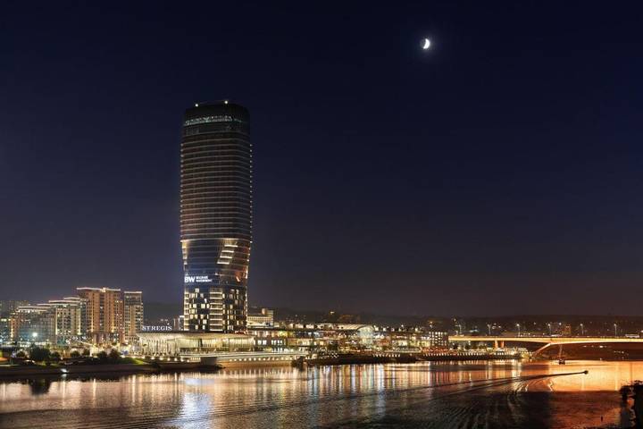 Hôtel pour 2 personnes, avec piscine ainsi que sauna et vue, animaux acceptés à Belgrade