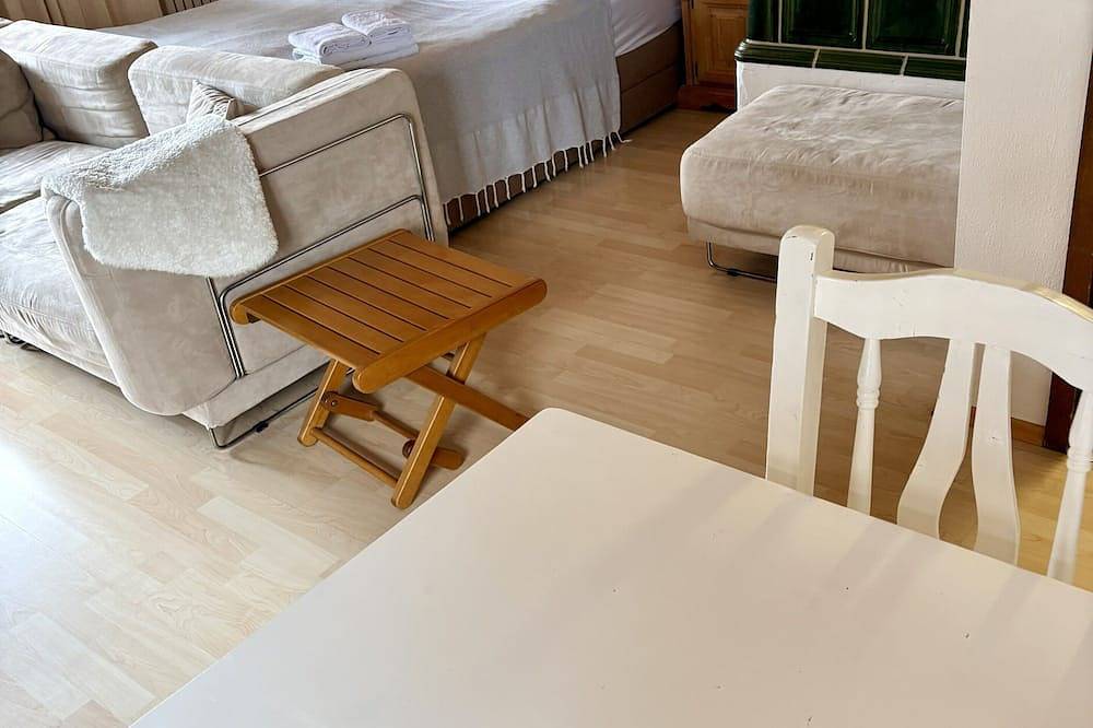 Ganze Wohnung, 90 m² Alpenglück mit Hotel-Komfort: Sauna/Whirlpool-Nutzung/ Frühstück zubuchbar in Flintsbach am Inn, Bayerische Alpen