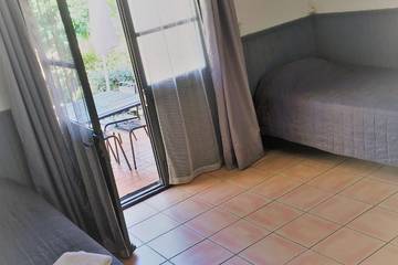 Bungalow pour 4 Personnes dans Porto-Vecchio, Arrondissement de Sartène, Photo 2