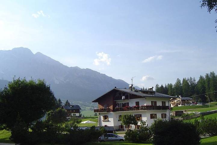Ferienwohnung für 4 Personen, mit Garten und Balkon in Cortina d'Ampezzo