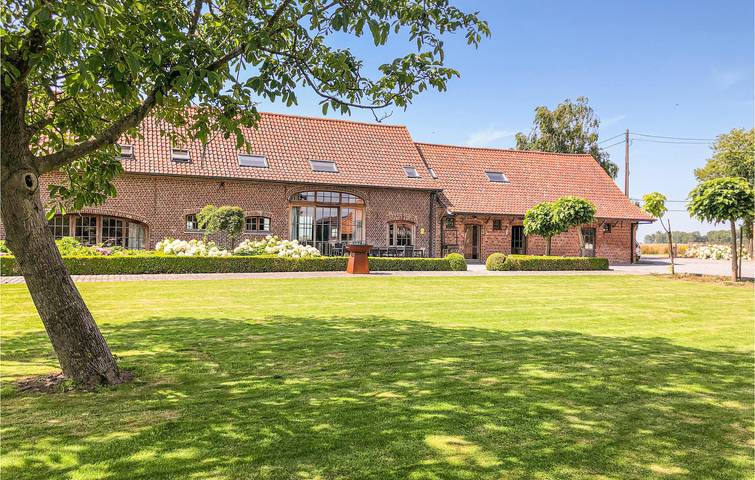 Ferienhaus für 27 Personen, mit Terrasse und Garten in Belgien