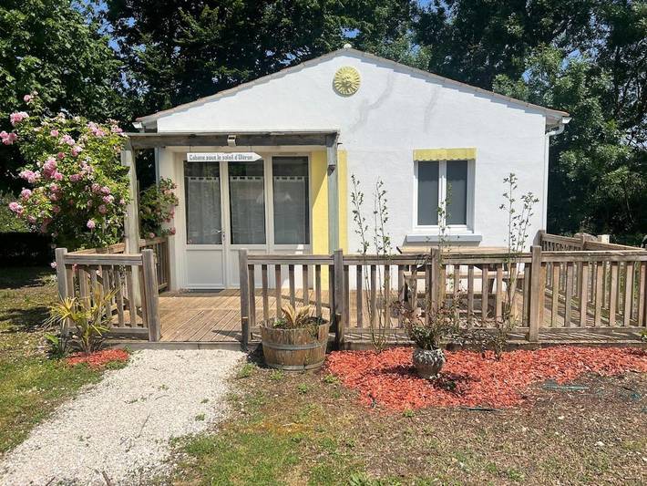 Gîte pour 4 personnes, avec vue sur le lac et jardin dans Vandré