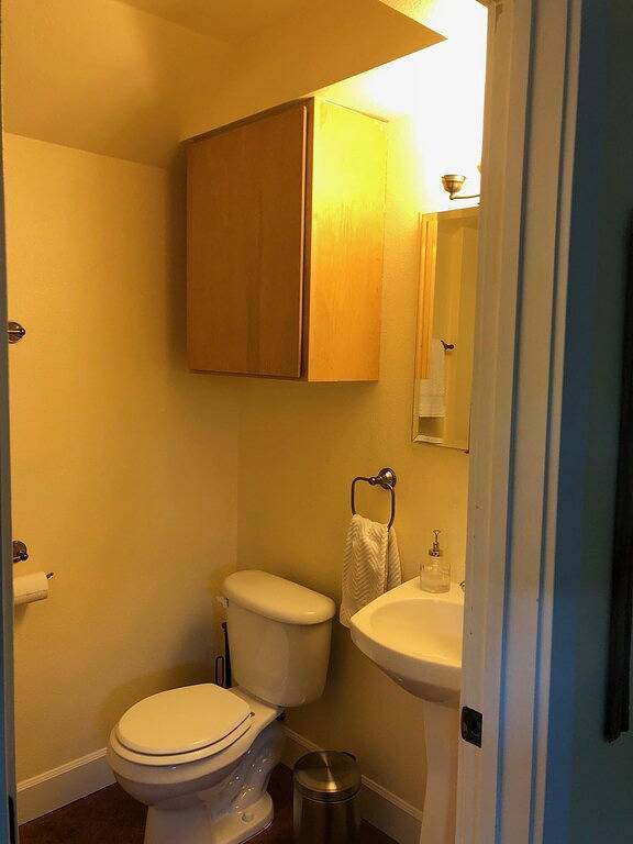 Ganze Wohnung, Hübsches Apartment in der Innenstadt, zu Fuß zur Universität, zu Geschäften und mehr! in Missoula, Lolo Nationalwald