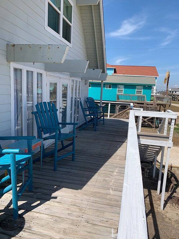 Enjoy panoramic views from the spacious wrap around deck! in Brazoria County