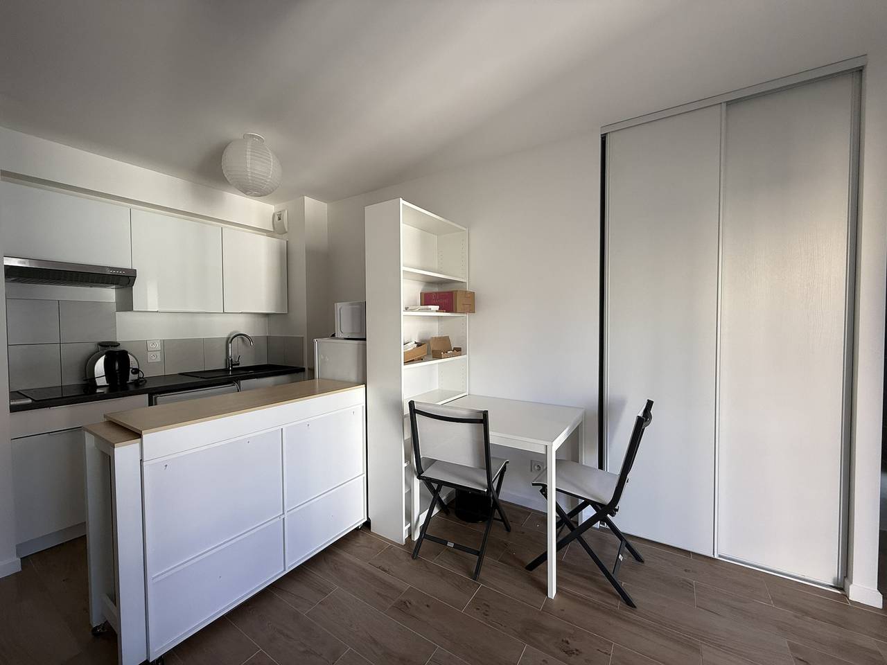 Estudio entero, Centre Juan, estudio tranquilo con aire acondicionado y parking in Juan-les-Pins, Antibes