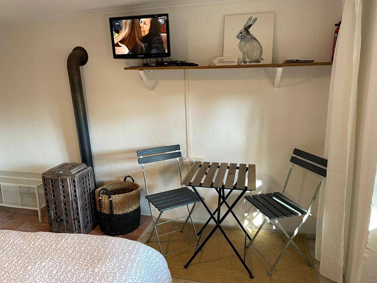 Double Room in Colombier-en-Brionnais, Région de Charolles