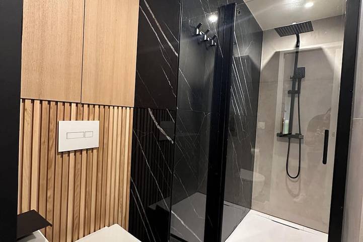 Ganze Wohnung, Appartement Contemporain Rénové Entre Terre et mer Avec Piscine in Calenzana, Calvi und Umgebung