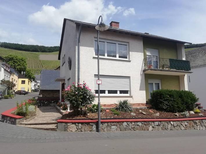 Ferienwohnung für 2 Personen, mit Terrasse an der Mosel