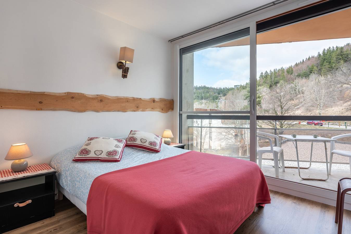 Ganze Wohnung, Appartement „Pause Détente Vue Montagnes“ mit Bergblick und Balkon in Villard-de-Lans, Parc naturel régional du Vercors