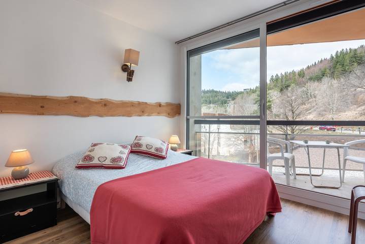Appartement entier, Appartement 'Pause Détente Vue Montagnes' avec vue montagne et balcon in Villard-de-Lans, Parc naturel régional du Vercors