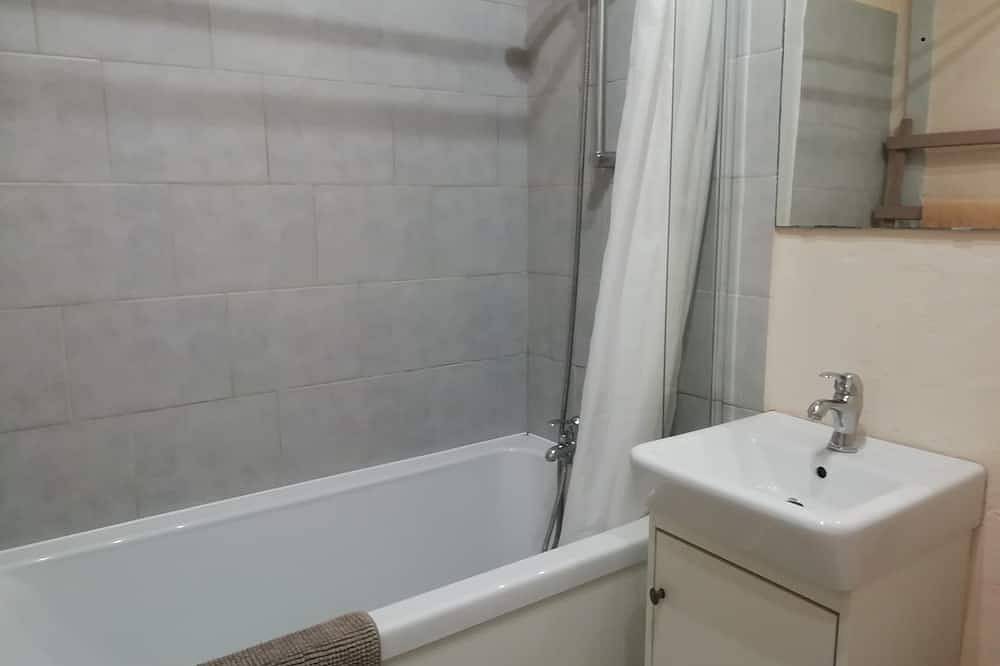 Appartement entier, Charmant appartement sur le port de Dinan avec jardin in Lanvallay, Région de Dinan