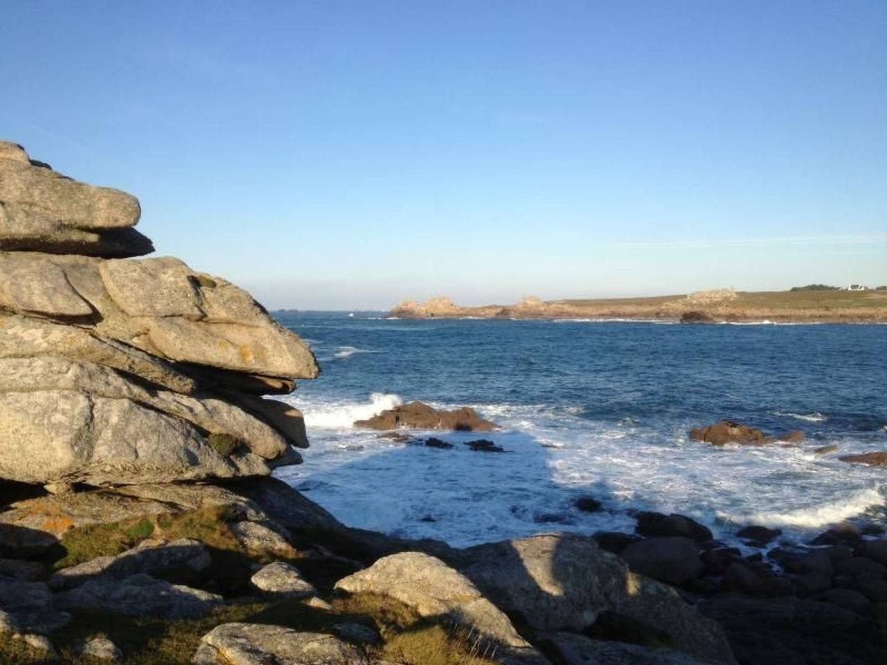 Ebenerdiges Haus am Meer in Landunvez, Région de Brest