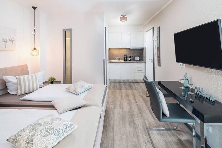 Ferienhaus für 30 Personen, mit Garten in Bensheim - 3