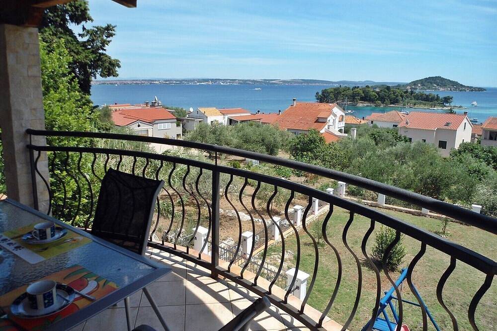 Ferienhaus mit Meerblick in Poljana, Insel Ugljan