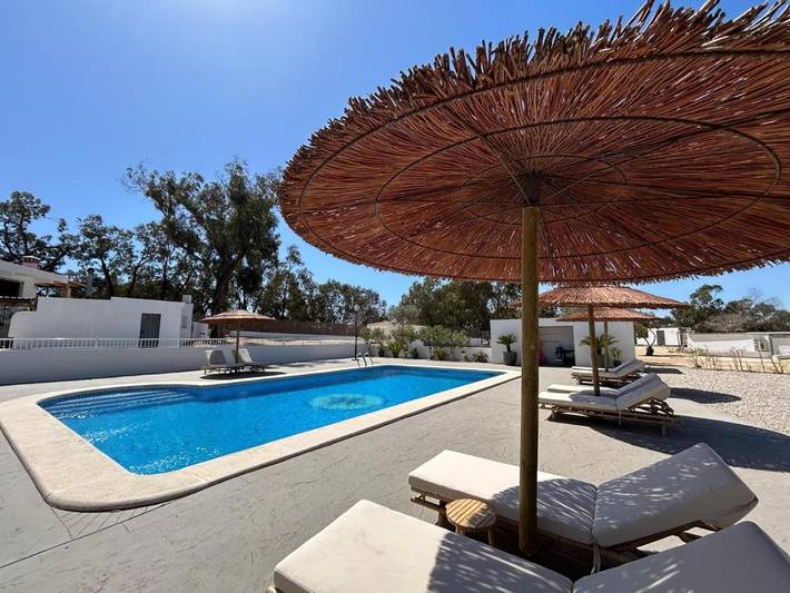 Casa rural para 4 personas, con Terraza y Jardín además de Piscina y Vistas en Santa Pola - 3
