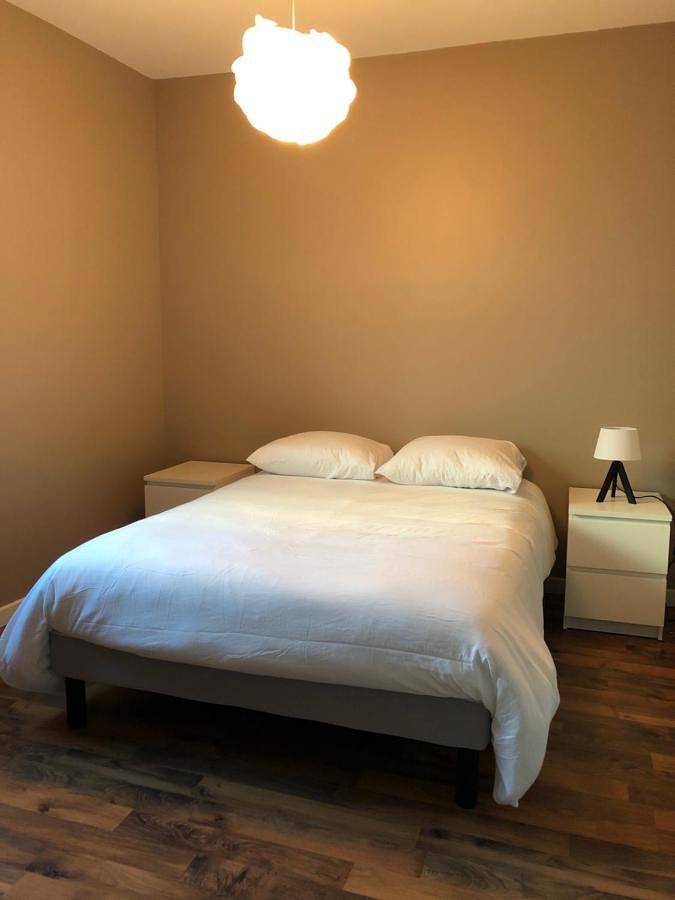 Appartement entier, Three-Bedroom Apartment in Cusset, Région de Vichy