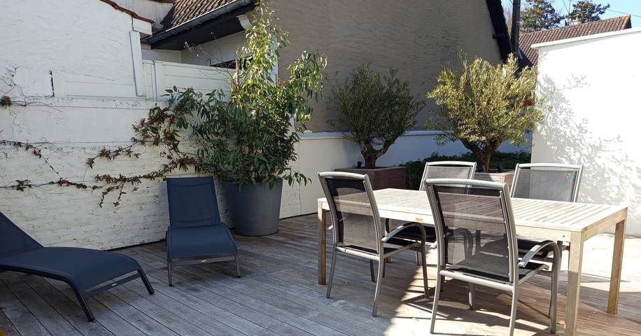 Grande maison avec terrasse proche Touquet in Cucq, Région de Montreuil