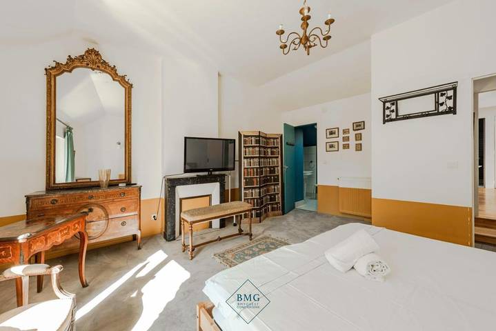 Gîte pour 12 personnes, avec terrasse et jardin à Couilly-Pont-aux-Dames - 3