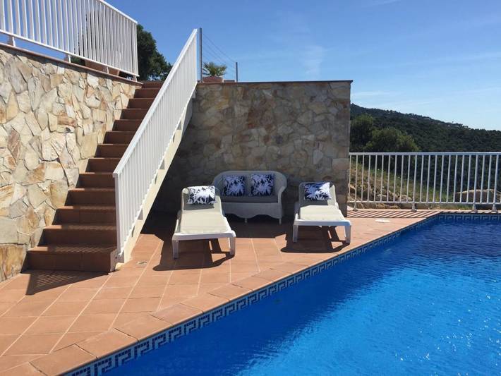 Casa rural para 5 personas, con jardín además de jacuzzi y piscina en Santa Cristina de Aro