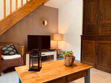 Gîte pour 8 personnes, avec jardin à Orges