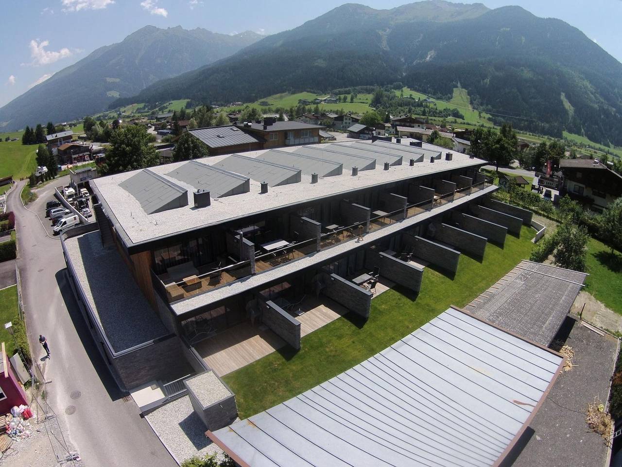 Ganze Wohnung, Beautiful apartment with balcony and access to sauna in Neukirchen am Großvenediger, Pinzgau