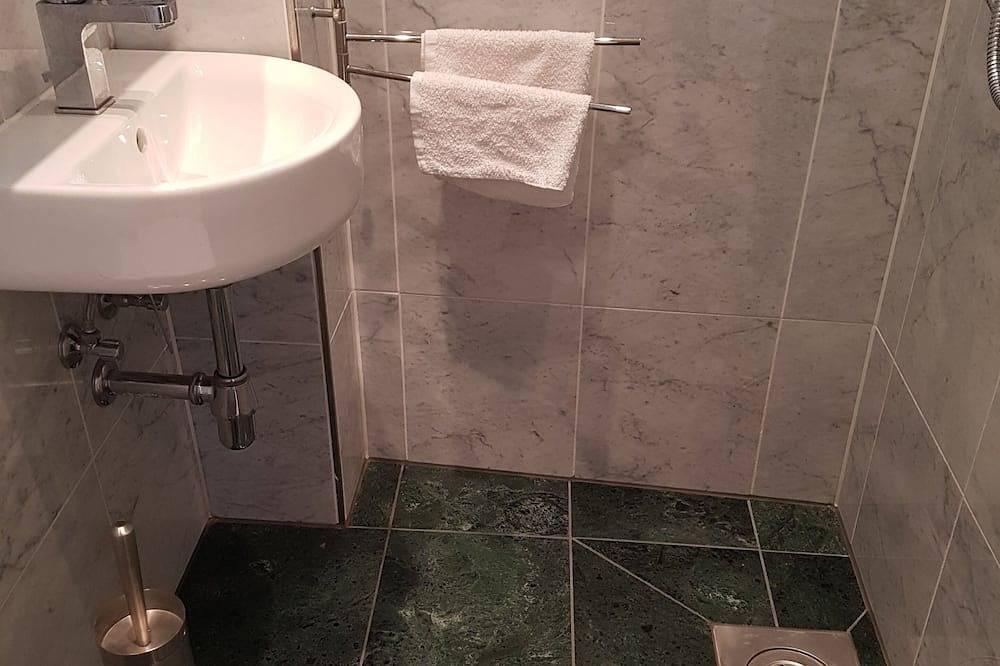 Ganze Wohnung, Ferienwohnung/App. für 3 Gäste mit 45m² in Greiz (124335) in Greiz, Region Greiz