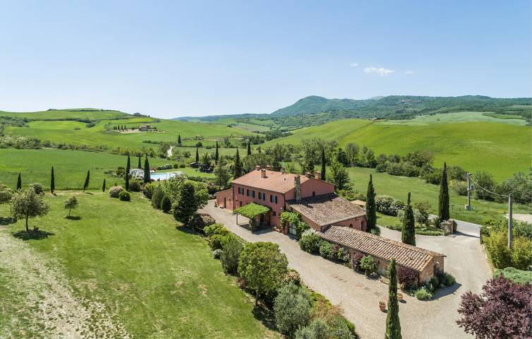 Appartamento sereno con piscina e giardino, vicino al Torrente Vellora in Castiglione d'Orcia (comune), Val d’Orcia