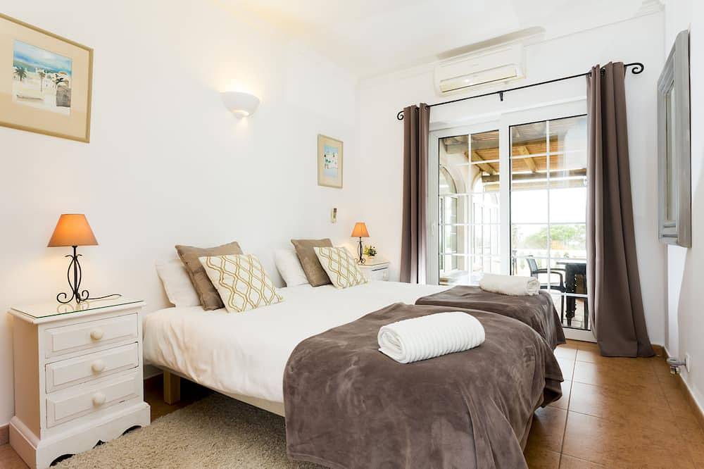 Luxus, abgelegene Villa Tarifa - 800 m vom Strand entfernt - atemberaubende Aussicht in Valdevaqueros, Tarifa