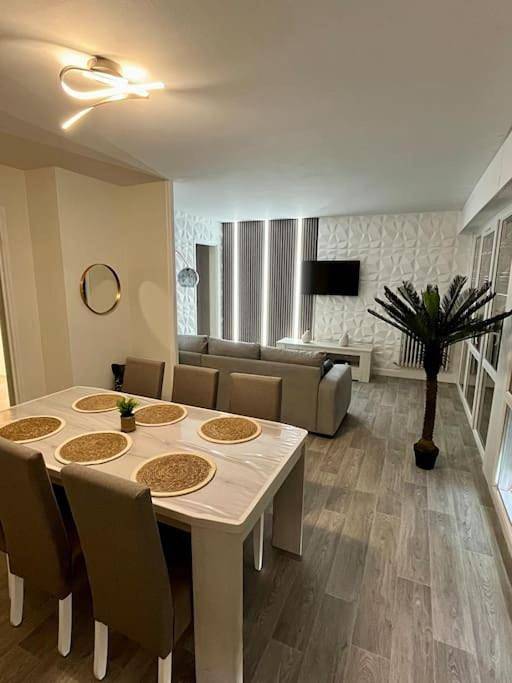 Gîte pour 6 personnes, avec balcon à Saint-Dizier